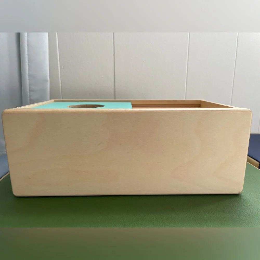 Lovevery Sliding Top Box - Picture 6 of 6